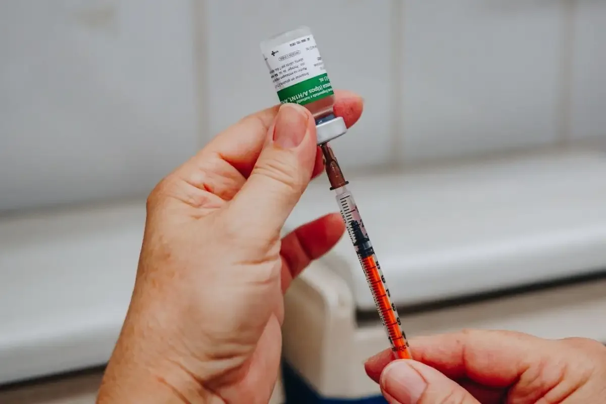 Vacina contra a gripe é liberada para toda a população; veja as datas