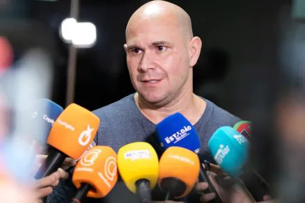 Abilio expulsa seis vereadores de grupo de WhatsApp e justifica corte: 'Não vou passar estratégias da gestão'