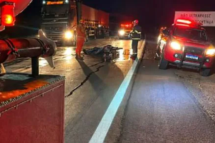 Idoso de 63 anos morre carbonizado na BR-163 após acidente com suspeita de colisão por veículo pesado