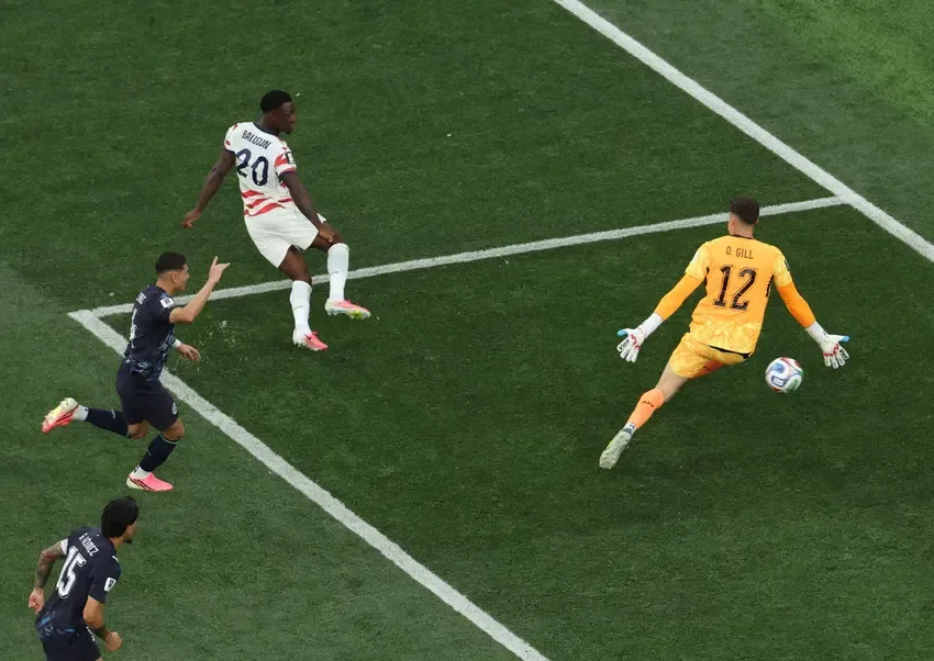 Estados Unidos goleiam o Paraguai por 4 a 1 na estreia do Grupo D da Copa do Mundo
