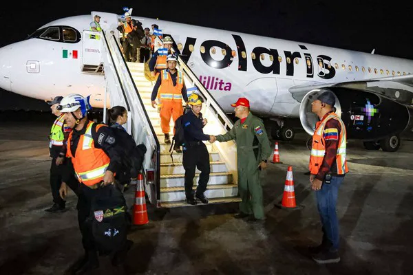 Ajuda humanitária internacional desembarca na Venezuela após terremotos históricos