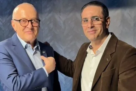 O governador Otaviano Pivetta durante entrevista ao programa do médico Walid Khalil