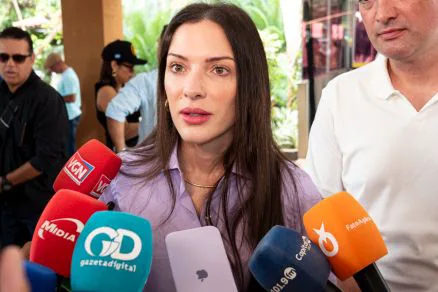 Janaina rebate posicionamento de Wellington: “Casou com a viúva, assuma os filhos”