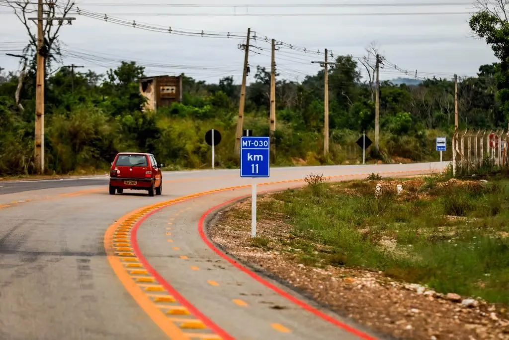 Governador Otaviano Pivetta autoriza asfaltamento da MT-030 para criar rota alternativa entre Cuiabá e Chapada